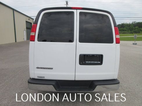 Used 2018 Chevrolet Express 3500 LT w/ LT Preferred Equipment Group RWD image 5