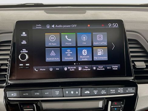 Used 2025 Honda Odyssey Sport-L image 14