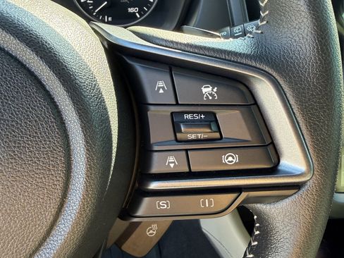 Used 2025 Subaru Forester Limited image 24