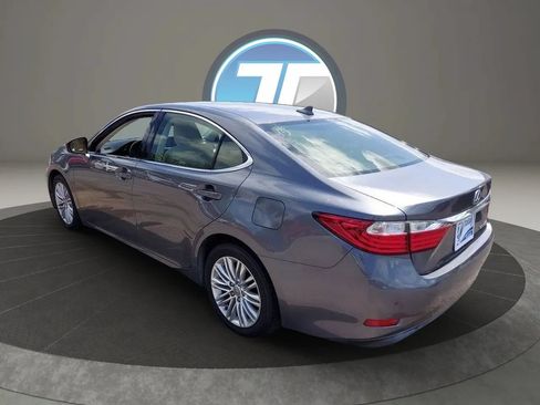 Used 2014 Lexus ES 350 w/ Luxury Package FWD image 8