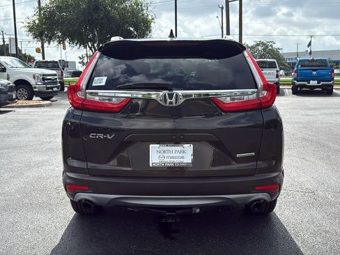 Used 2017 Honda CR-V Touring image 7
