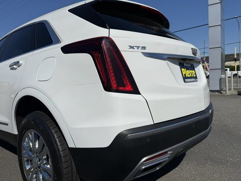 Used 2023 Cadillac XT5 Premium Luxury FWD image 23