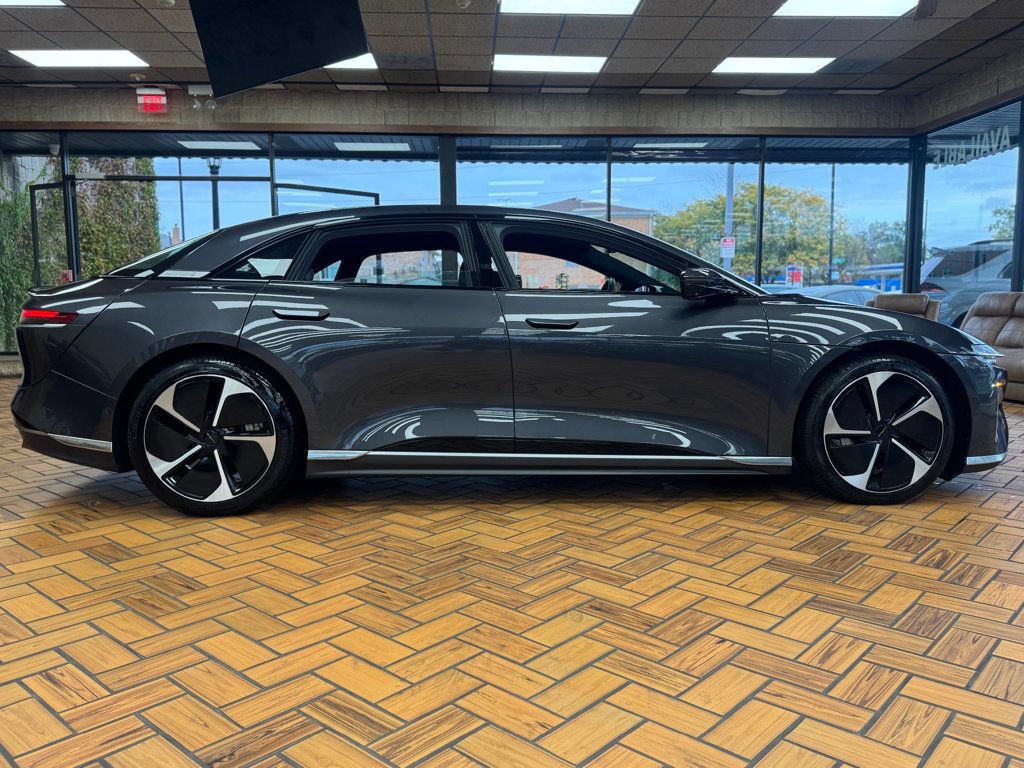 Used 2024 Lucid Air Touring AWD/4WD image 9