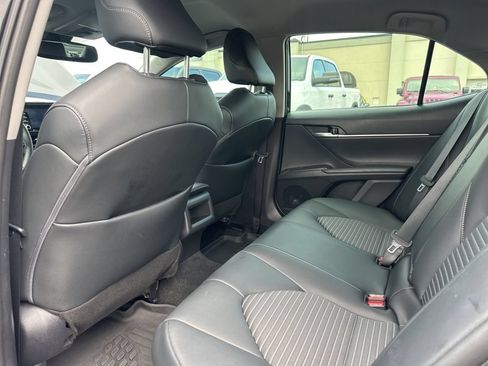 Used 2023 Toyota Camry SE w/ Convenience Package FWD image 17