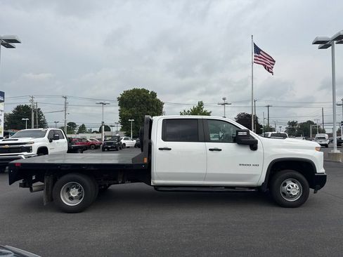 Used 2025 Chevrolet Silverado 3500 W/T w/ WT Convenience Package AWD/4WD image 4