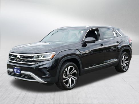 Certified 2023 Volkswagen Atlas Cross Sport SEL AWD/4WD image 3