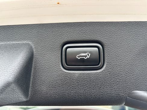 Used 2023 Kia Sportage X-Line w/ X-Line Premium Package AWD/4WD image 13