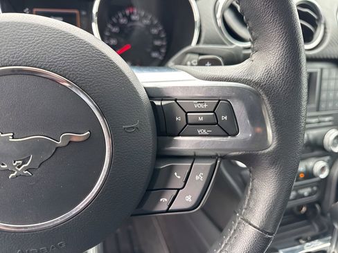 Used 2015 Ford Mustang Coupe image 13