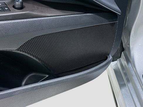 Used 2024 Toyota Camry SE image 18