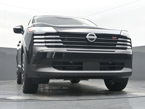 New 2025 Nissan Kicks SR image 23