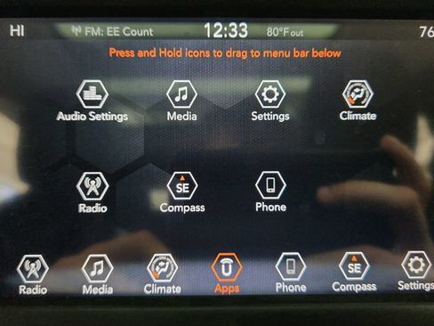 Used 2018 Jeep Renegade Trailhawk AWD/4WD image 15
