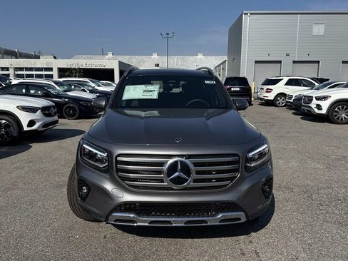 New 2026 Mercedes-Benz GLB 250 image 2