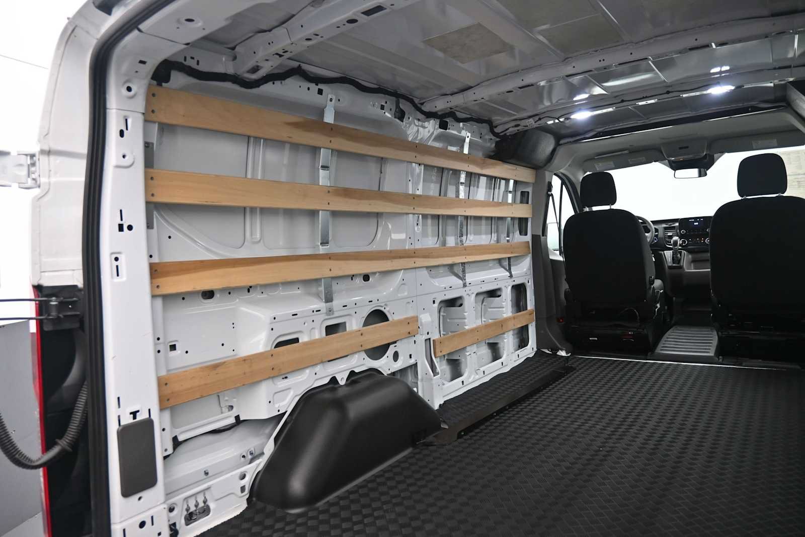 Used 2025 Ford Transit 250 Low Roof w/ Exterior Upgrade Package RWD image 26