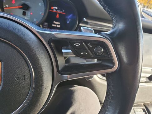 Used 2017 Porsche Macan S image 17