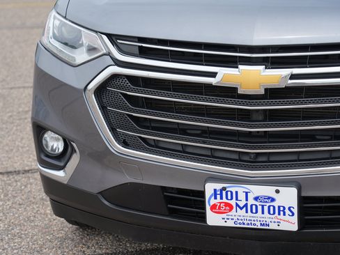 Used 2019 Chevrolet Traverse LT w/ LT Premium Package AWD/4WD image 11