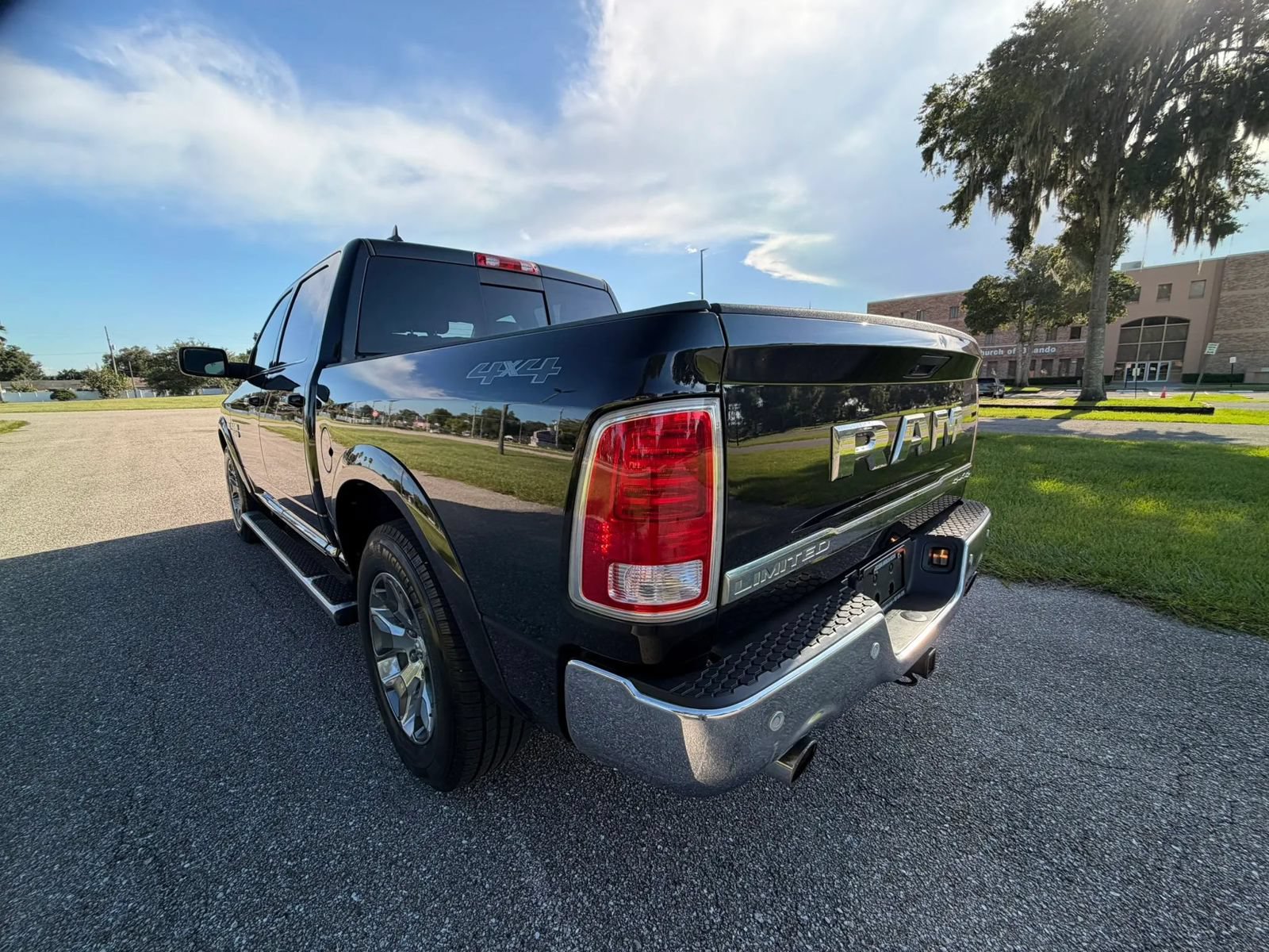 Used 2017 RAM 1500 Limited AWD/4WD image 39
