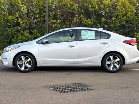Used 2018 Kia Forte LX w/ LX Popular Package image 7