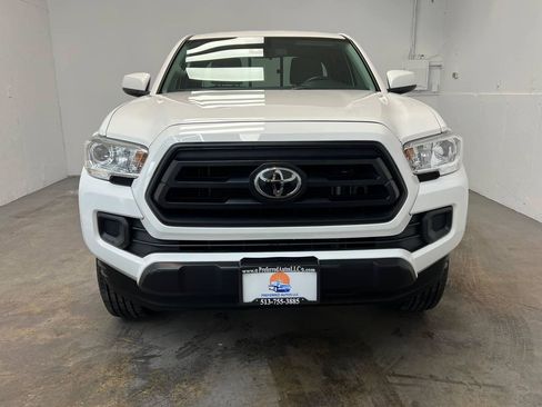 Used 2021 Toyota Tacoma SR RWD image 2
