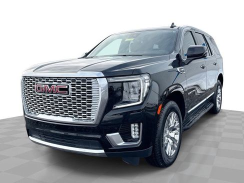 Used 2024 GMC Yukon Denali w/ Advanced Technology Package image 1