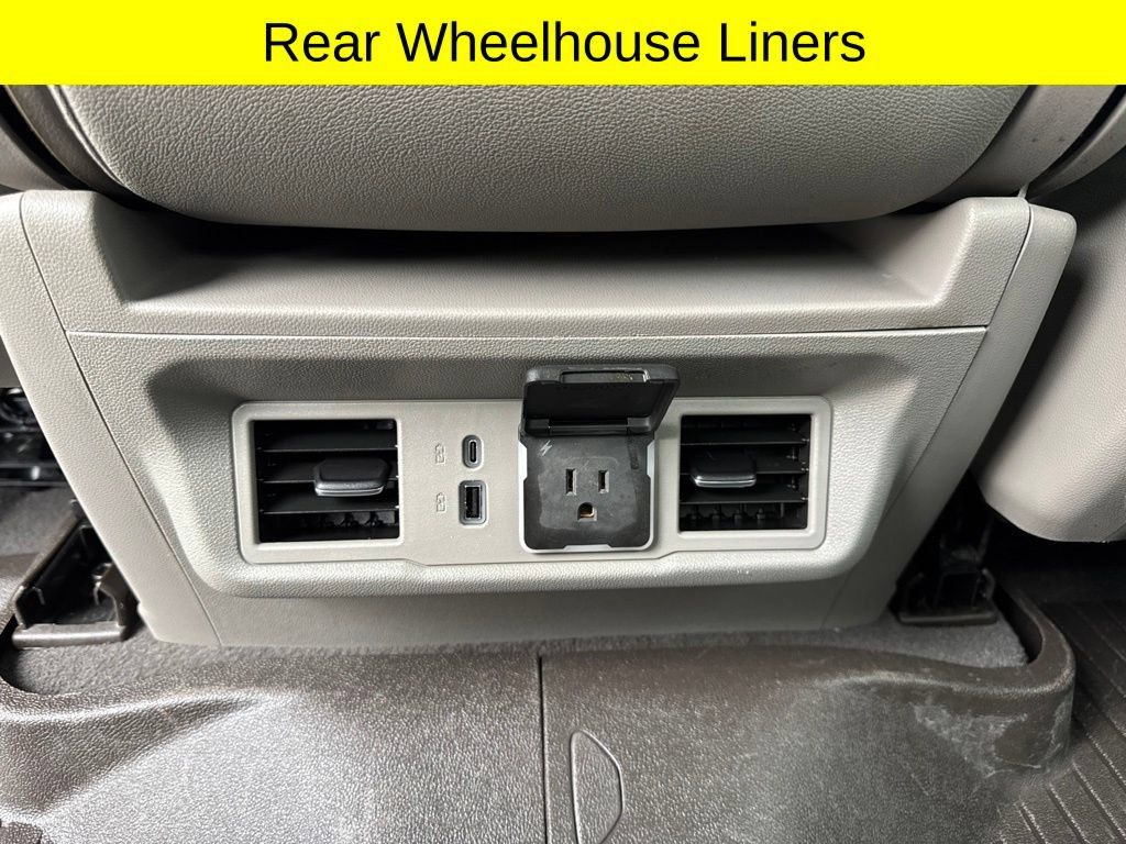 Used 2025 Chevrolet Silverado 3500 LT w/ Safety Package AWD/4WD image 47