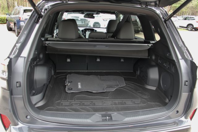 Used 2025 Subaru Forester Limited AWD/4WD image 35