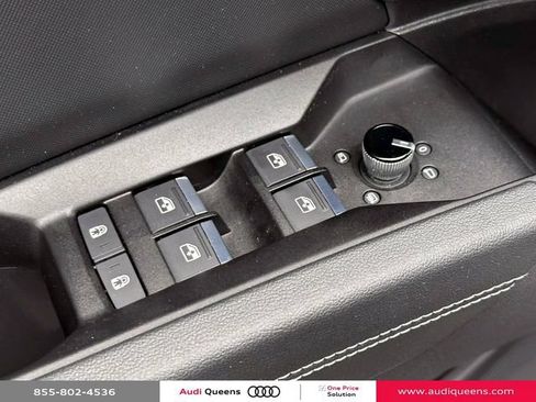Certified 2022 Audi Q4 e-tron Premium Plus w/ Premium Plus AWD/4WD image 17
