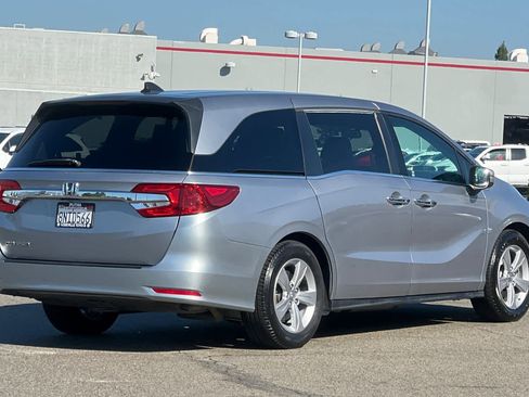 Used 2020 Honda Odyssey EX image 2