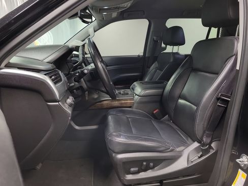 Used 2020 Chevrolet Tahoe LT AWD/4WD image 14