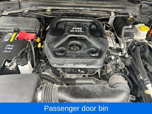 Used 2023 Jeep Wrangler Unlimited Rubicon 4xe image 26