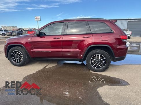 Used 2021 Jeep Grand Cherokee Trailhawk w/ Trailhawk Luxury Group image 8