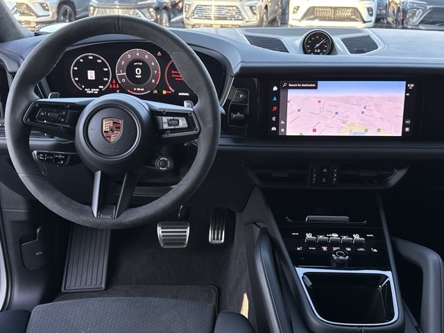 Used 2025 Porsche Cayenne GTS AWD/4WD image 6