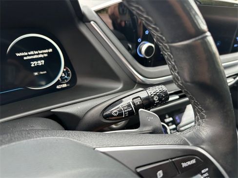 Used 2023 Hyundai Sonata Limited image 25