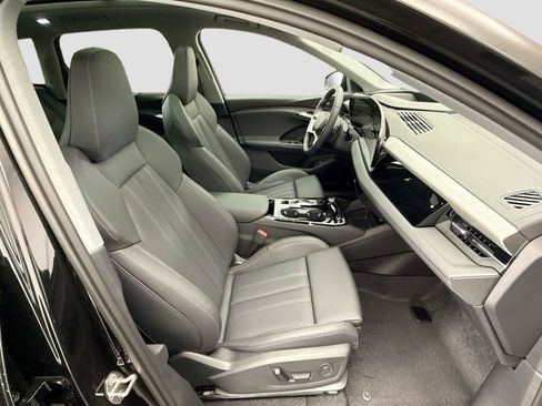 New 2025 Audi Q6 e-tron Premium Plus image 20