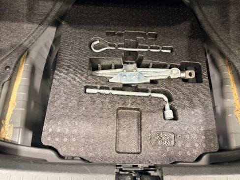 Used 2010 Acura TSX V6 Sedan image 43