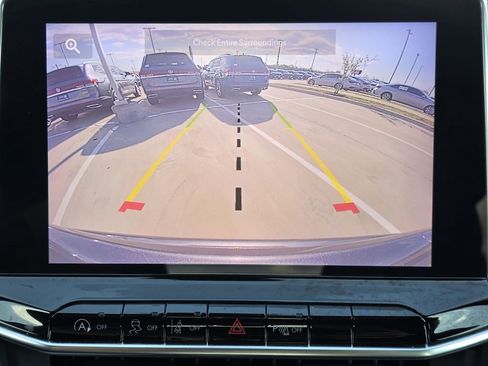 Used 2024 Jeep Compass Limited image 13