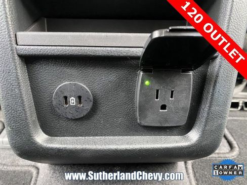 Used 2024 Ford Edge Titanium image 43