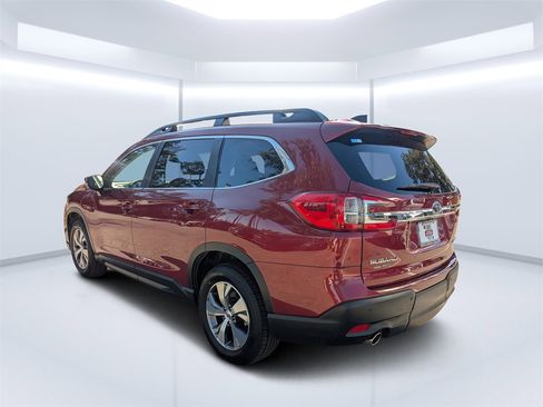 Certified 2024 Subaru Ascent Premium w/ Convenience Package image 5
