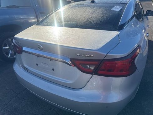 Used 2018 Nissan Maxima Platinum image 5