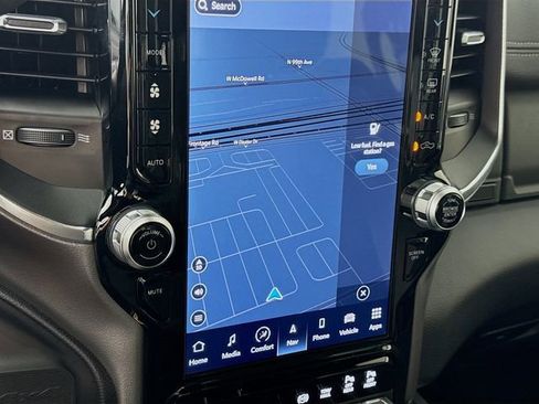 Used 2024 RAM 2500 Laramie w/ Night Edition image 13