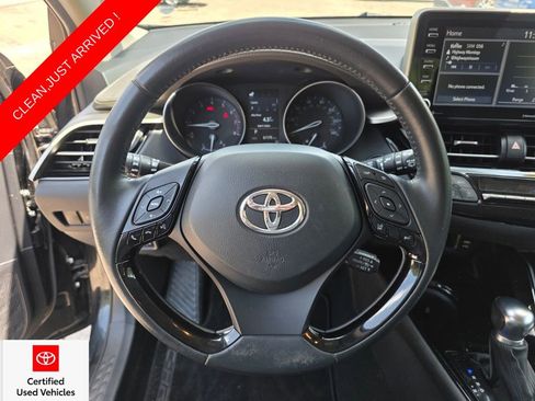Used 2021 Toyota C-HR Limited FWD image 29