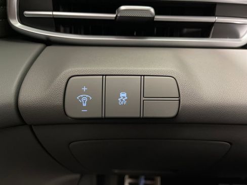New 2026 Hyundai Elantra Sport FWD image 30