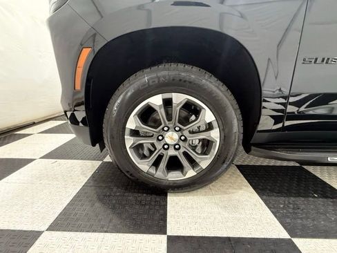 New 2026 Chevrolet Suburban LT w/ Comfort Package image 12