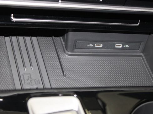 New 2026 Volkswagen Atlas Peak Edition AWD/4WD image 24