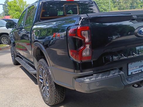 Used 2024 Ford Ranger Lariat w/ FX4 Off-Road Package AWD/4WD image 6