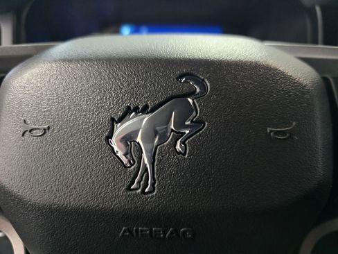 Used 2022 Ford Bronco Base image 41