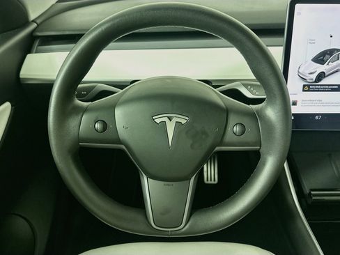 Used 2020 Tesla Model Y Long Range AWD/4WD image 17