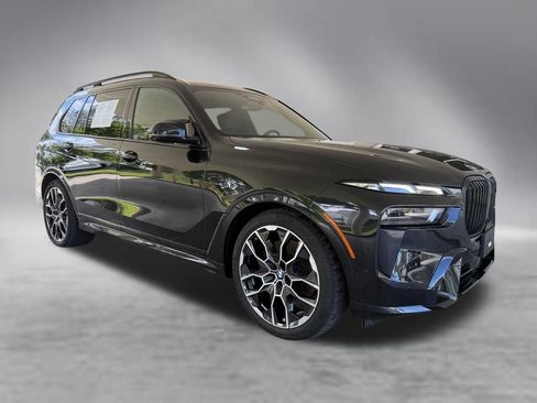Used 2026 BMW X7 M60i AWD/4WD image 2