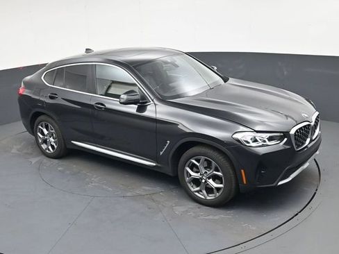 Used 2025 BMW X4 xDrive30i AWD/4WD image 27