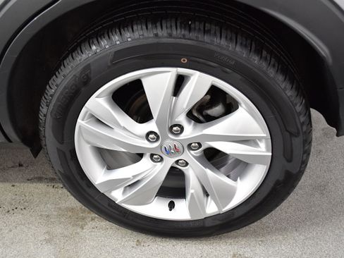 Used 2025 Buick Encore GX Preferred FWD image 35
