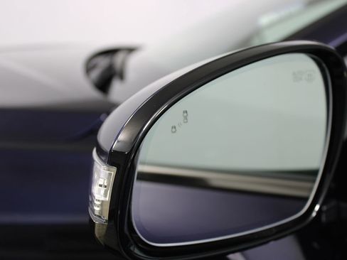 Used 2023 Genesis G70 2.0T w/ Sport Prestige Package image 25